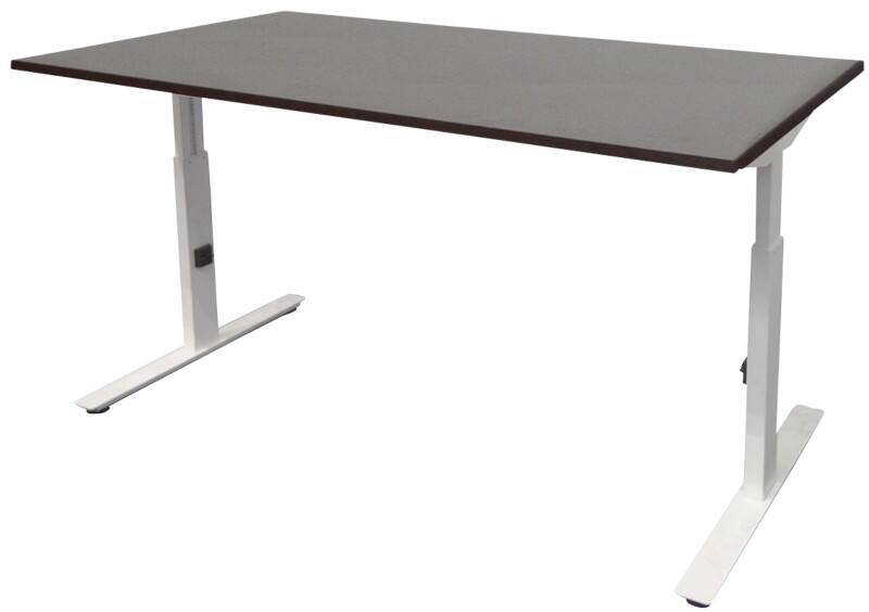 Bureau Schaffenburg Linesto Plus Hauteur ajustable Rectangulaire Chêne T-Pied 1400 (L) x 800 (P) x 655 (H) mm Mélamine