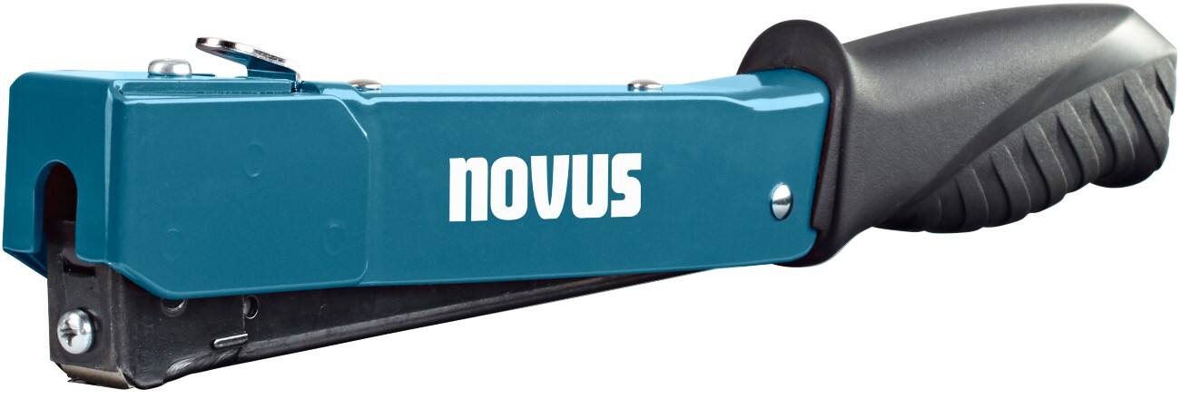 Novus Hamertacker J-033